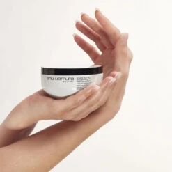 Masque Fortifiant Izumi Tonic Shu Uemura 200ML 8 Masque Fortifiant Izumi Tonic Shu Uemura 200ML -Hair Pro Promos Magasin masque fortifiant izumi tonic shu uemura 200ml 3