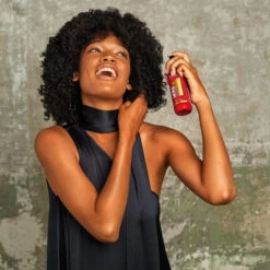 Spray 10-en-1 édition Célébration UniqOne Revlon 150ML -Hair Pro Promos Magasin spray 10 en 1 edition celebration uniqone revlon 150ml 6