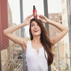 Spray 10-en-1 édition Célébration UniqOne Revlon 50ML 12 Spray 10-en-1 édition Célébration UniqOne Revlon 50ML -Hair Pro Promos Magasin spray 10 en 1 edition celebration uniqone revlon 50ml 1 4